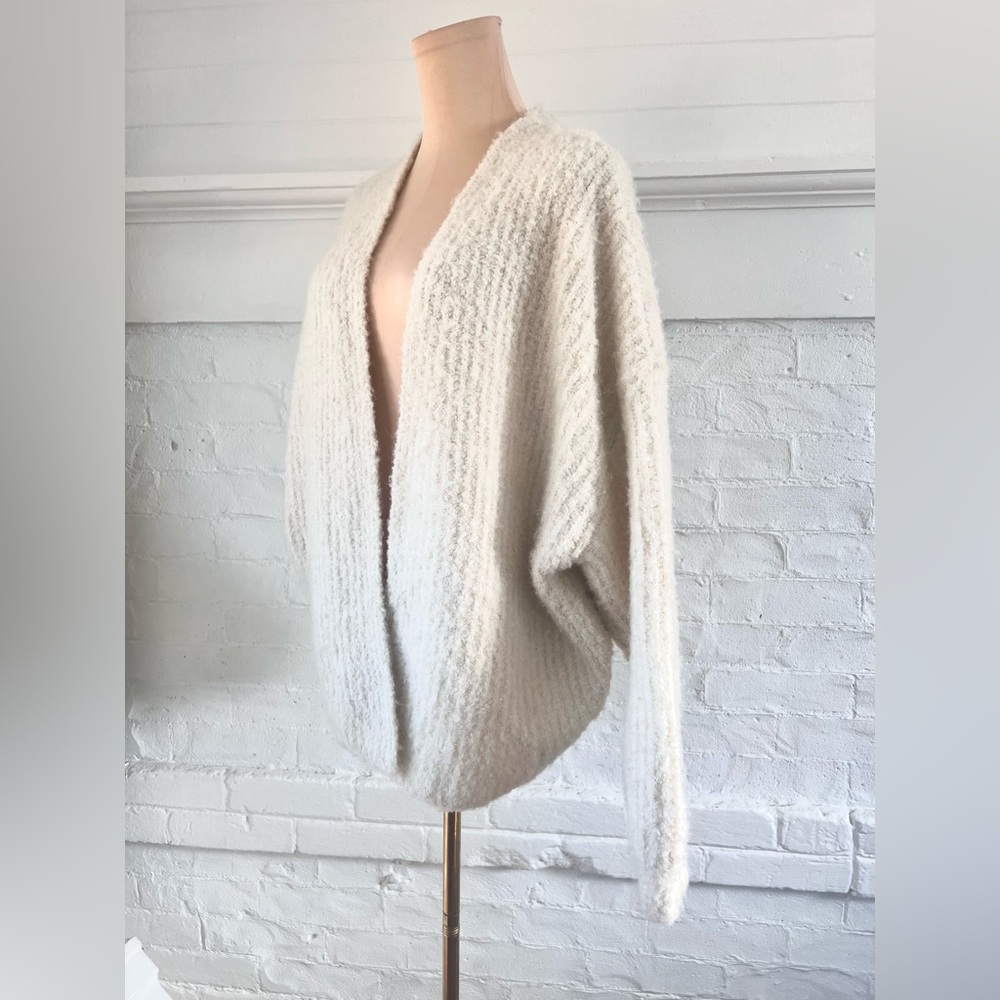 Anthropologie Grade and Gather Curly Yarn Open Cardigan Cream Oversized Sweater - Picture 10 of 12